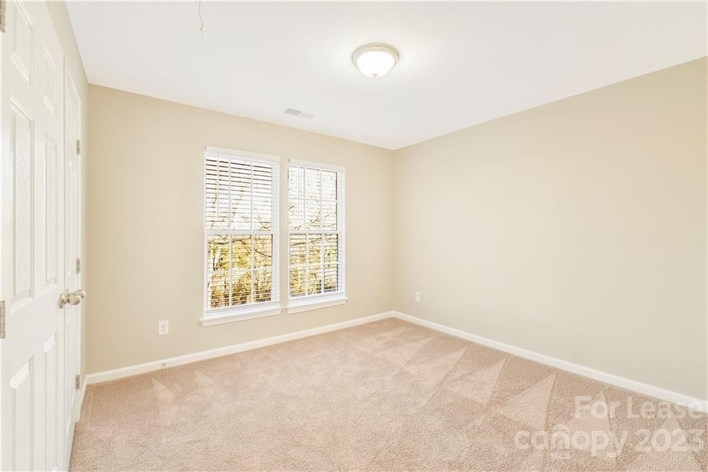 10121 Spring Park Drive - Photo 23