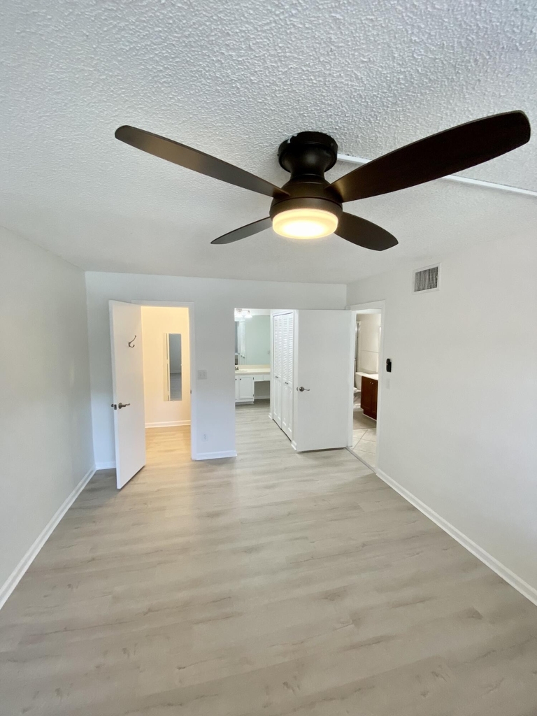 9785 Pineapple Tree Drive - Photo 18