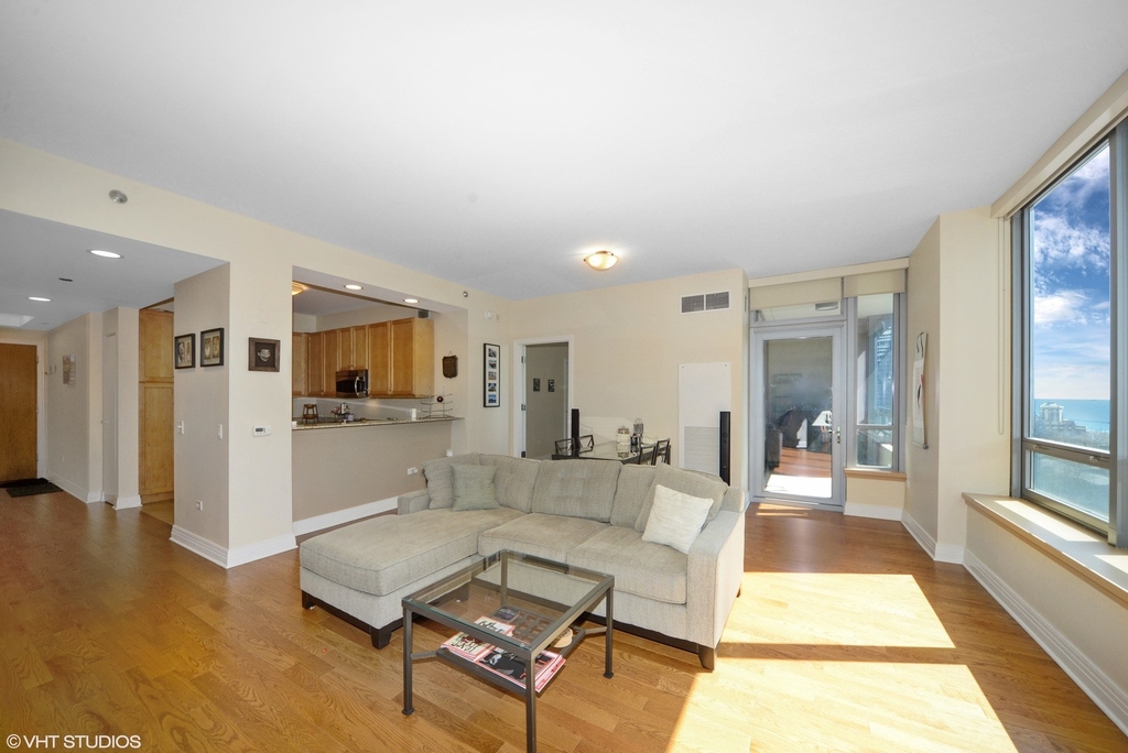 600 N Lake Shore Drive - Photo 4