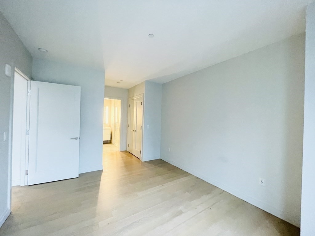 133 Seaport Blvd - Photo 9