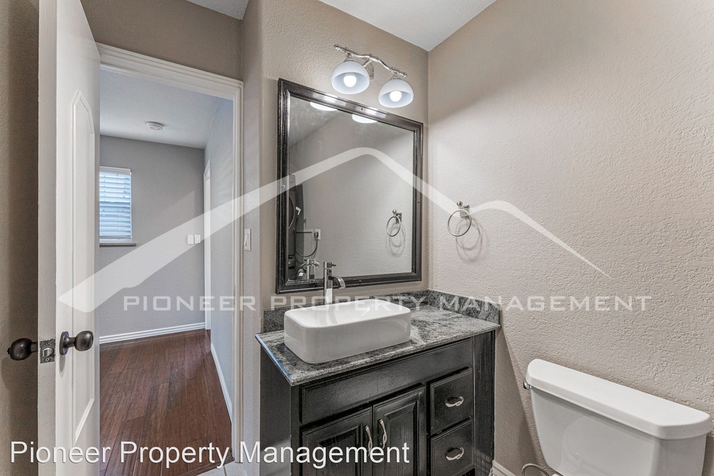 3651 S Newport Way - Photo 15