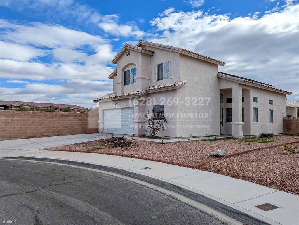 7001 Desert Clover Court - Photo 14