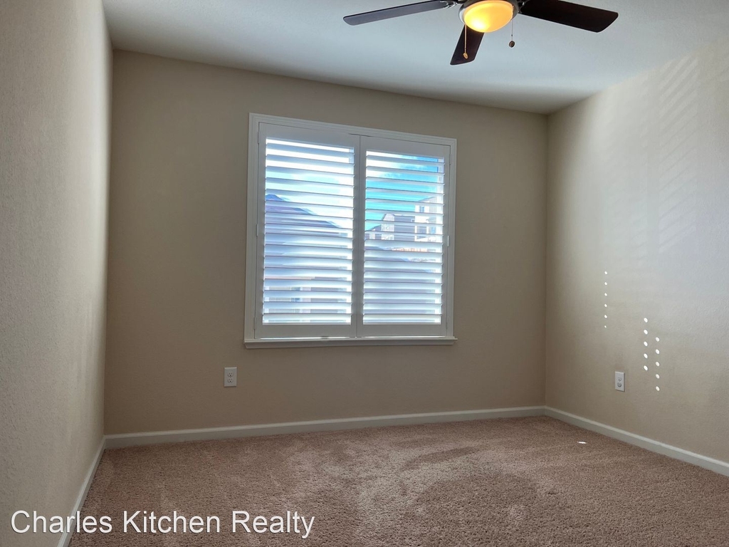 3123 Creekside Lane - Photo 11