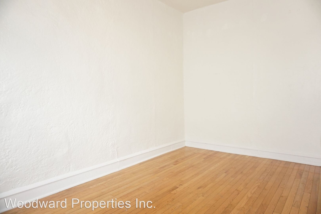 420 Edmonds Avenue - Photo 2