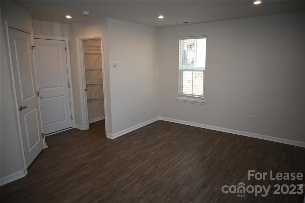 1241 Ashbury Street - Photo 7