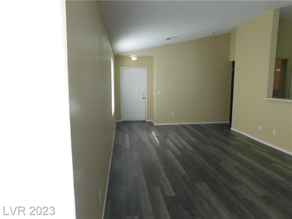 2120 Hazel Croft Way - Photo 6