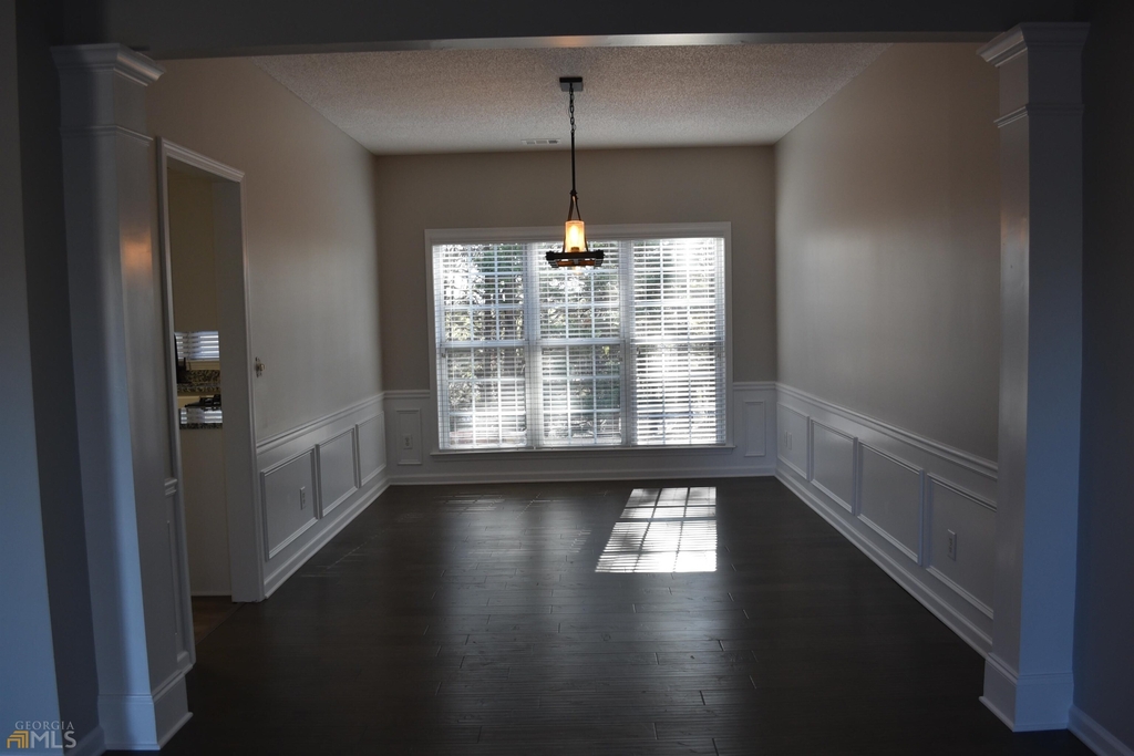 125 Ascalon Court - Photo 2