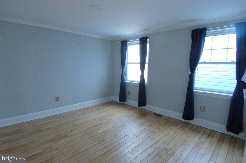 865 N Lawrence Street - Photo 3