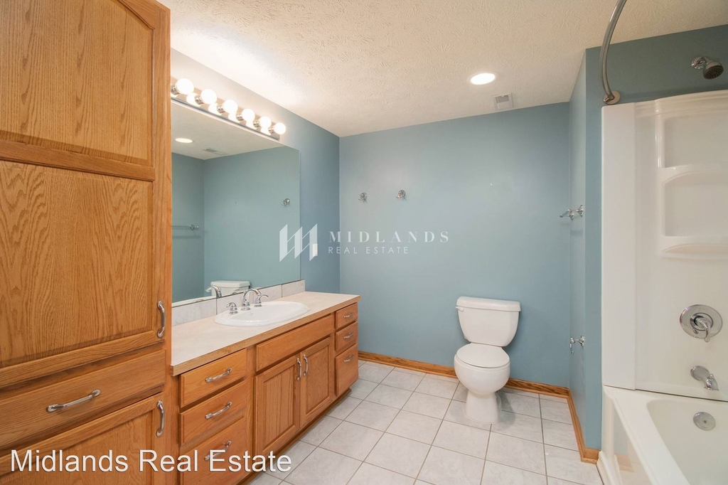 1437 S 176th St. - Photo 16