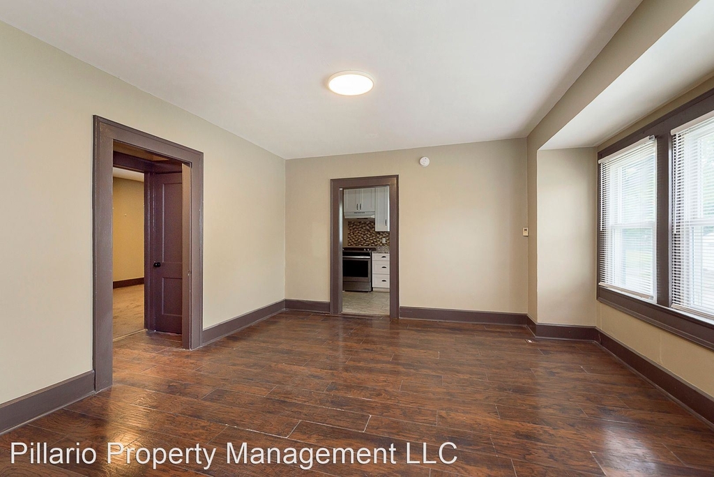 509 W 29th St - Photo 9