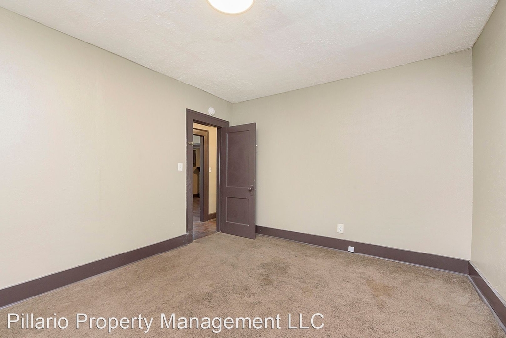 509 W 29th St - Photo 19