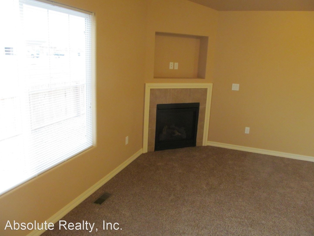 11910 Brahman Court - Photo 3