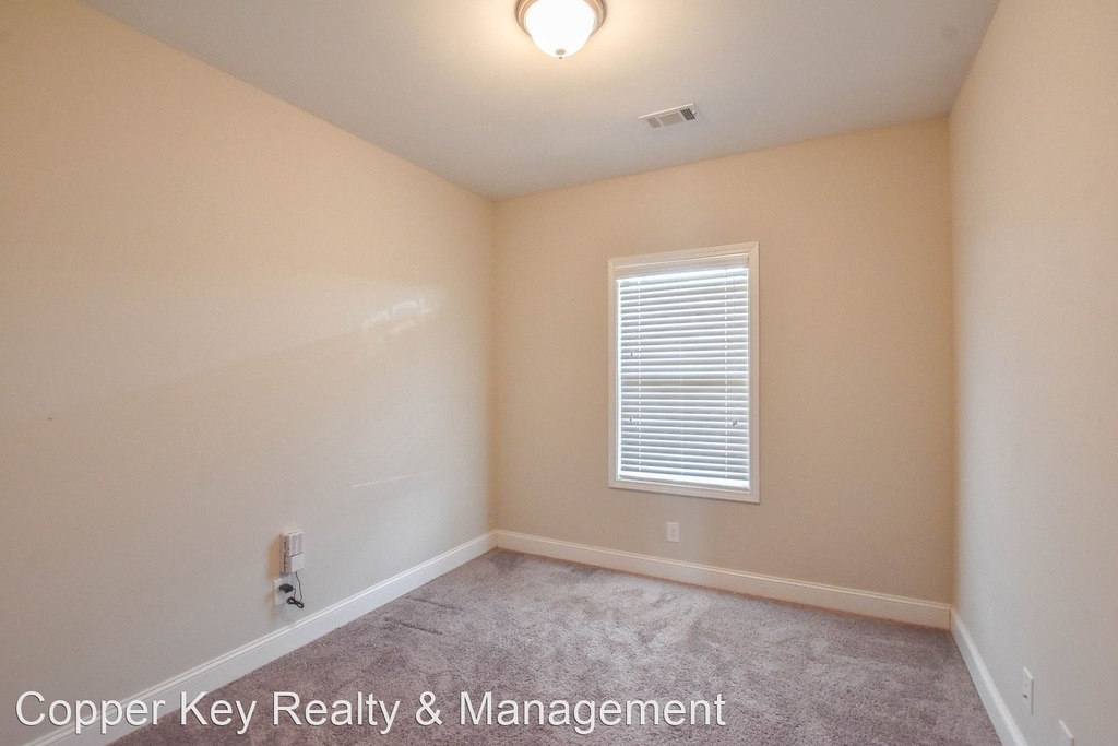 3352 N Henderson Way - Photo 12