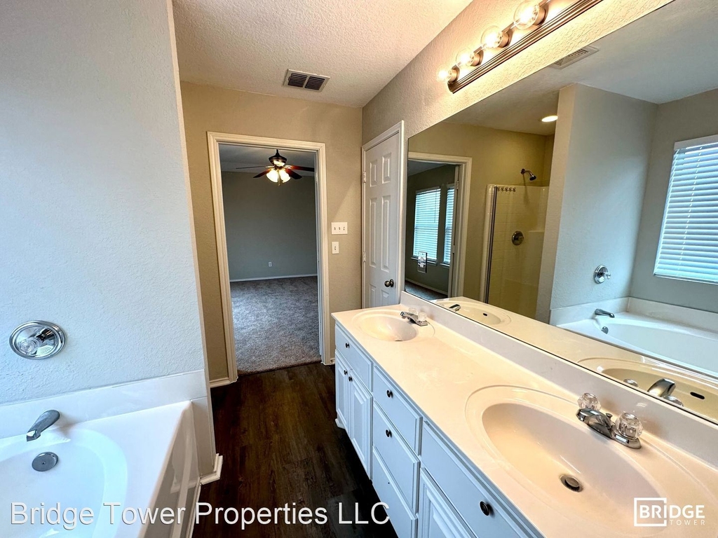 6515 Candleview Court - Photo 14