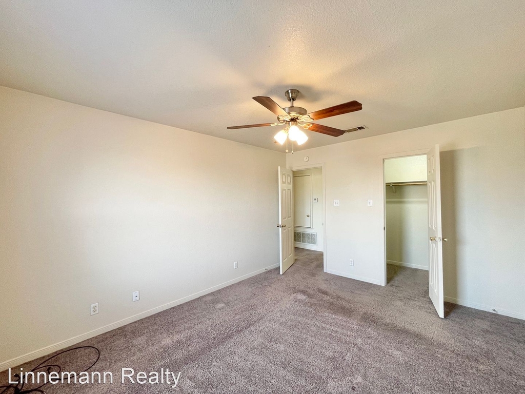 5203 Daybreak Circle - Photo 10