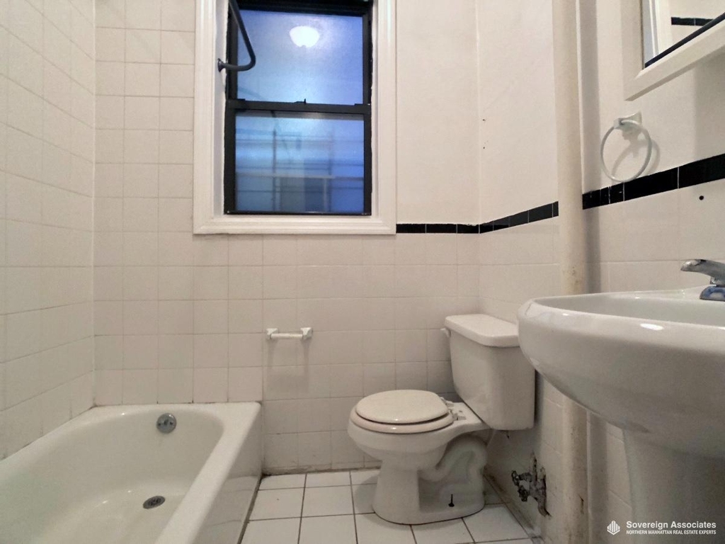 941 Amsterdam Avenue - Photo 8