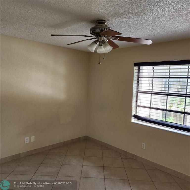 3634 Nw 95th Ter - Photo 8