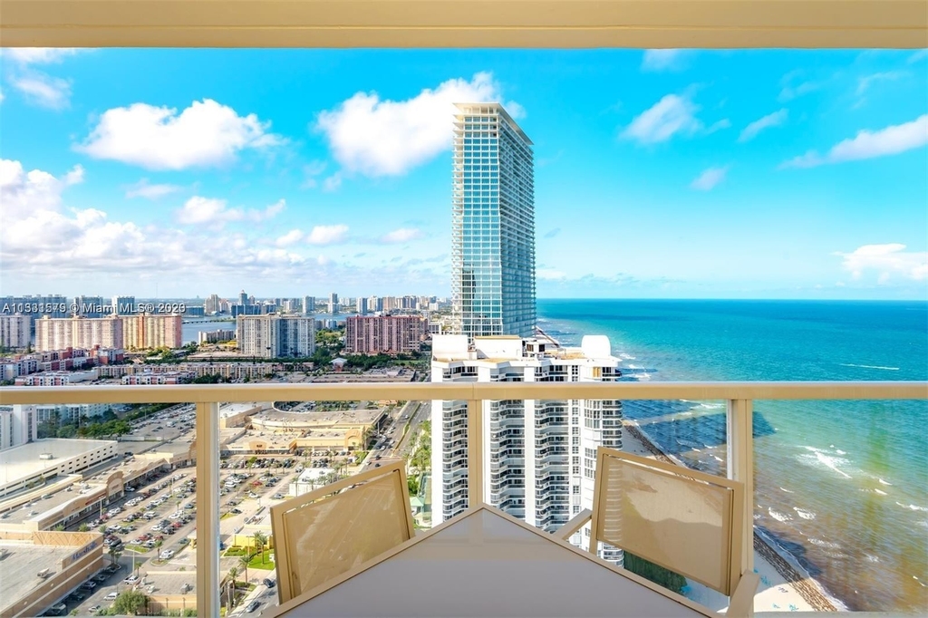 16699 Collins Ave - Photo 8