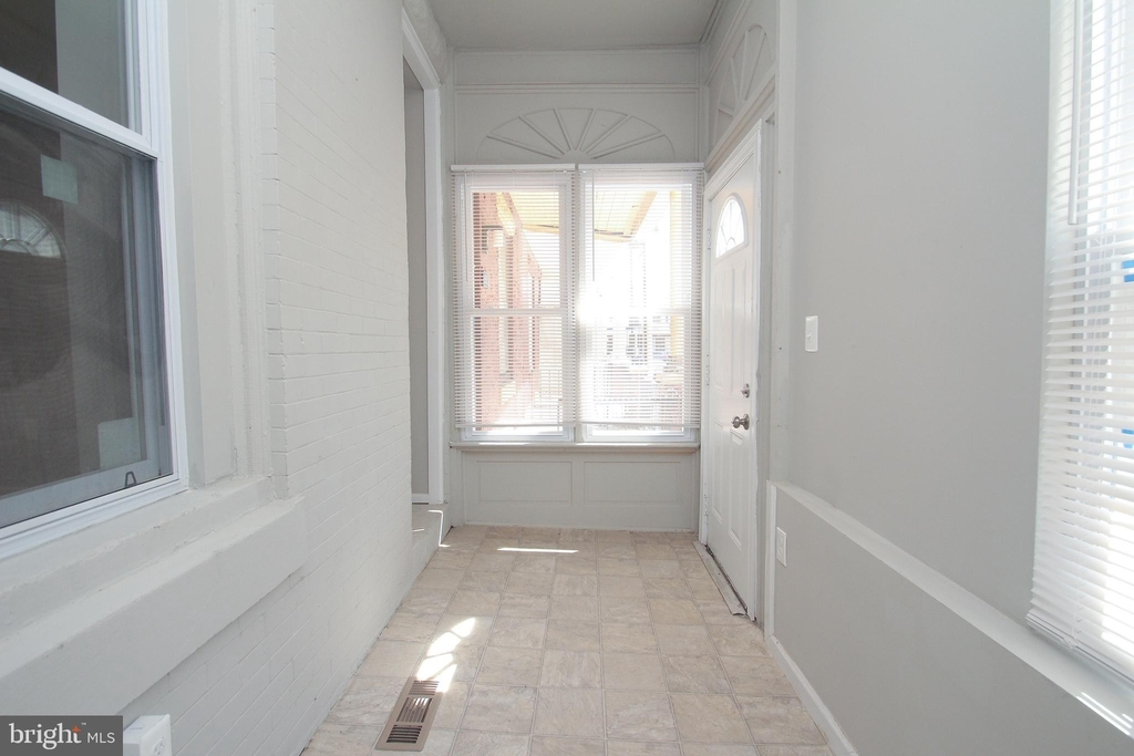 5115 Ludlow Street - Photo 6