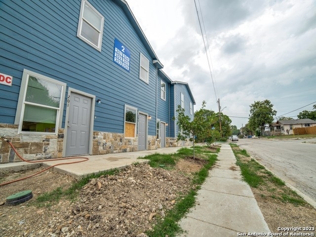 143 Lucas St - Photo 13