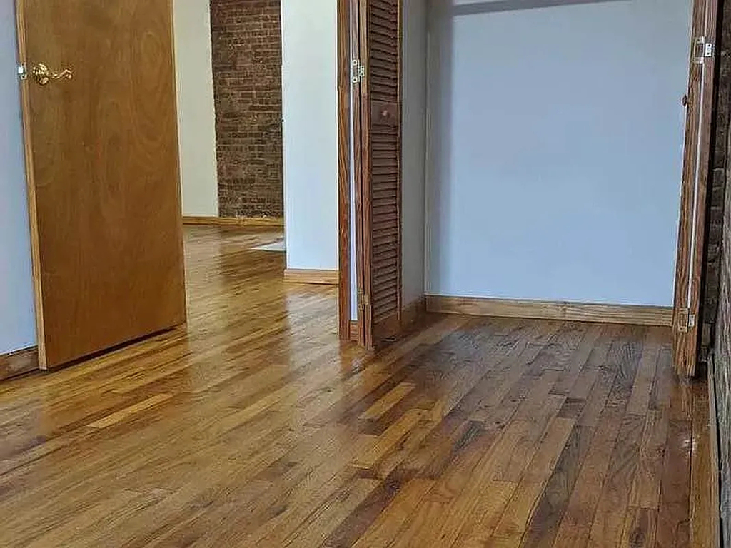 540 East 5th Street - Photo 7