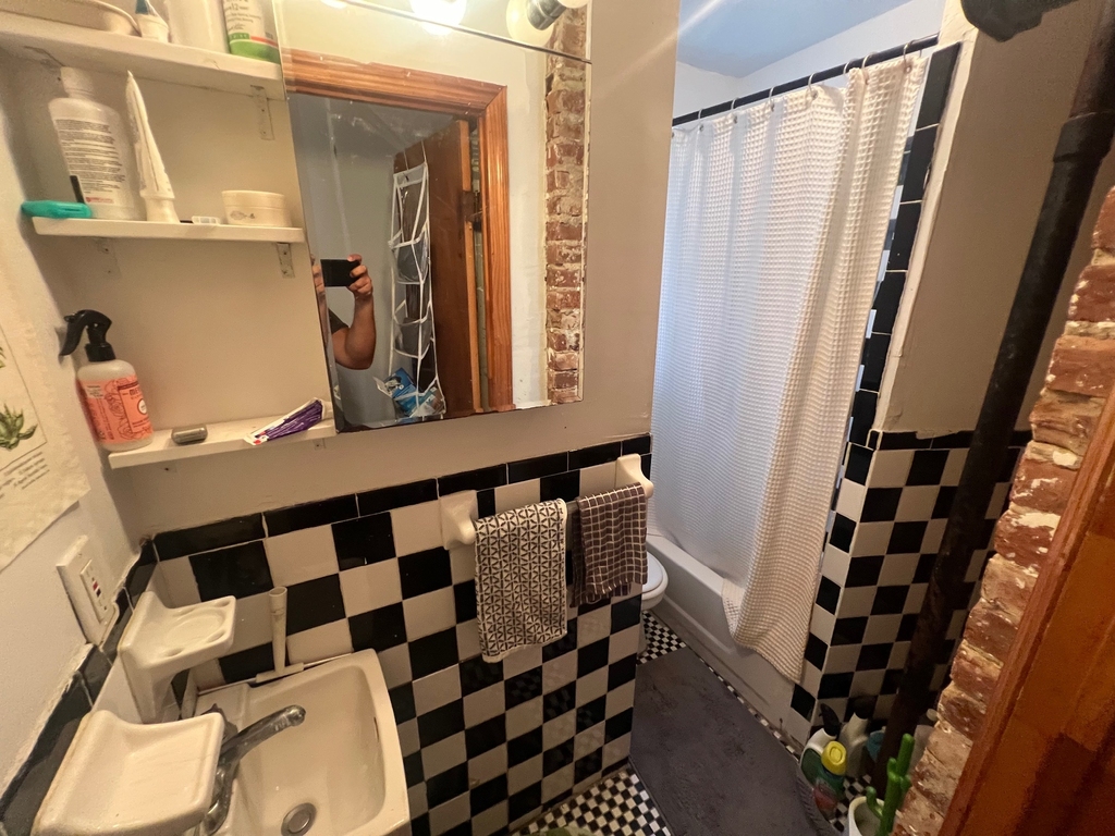 540 East 5th Street - Photo 10
