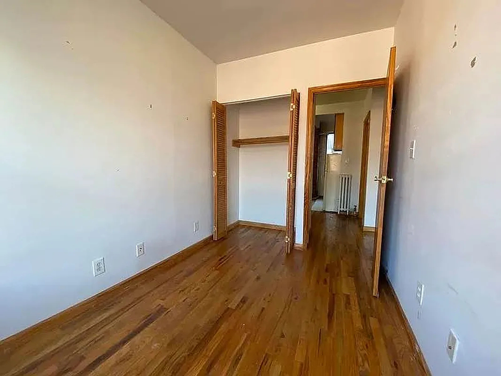 540 East 5th Street - Photo 11