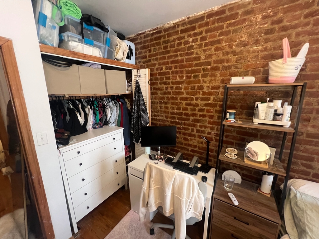 540 East 5th Street - Photo 7
