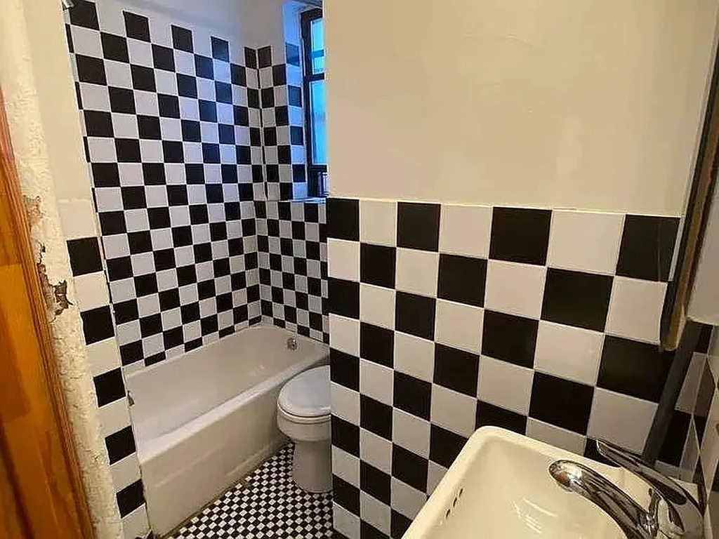 540 East 5th Street - Photo 14