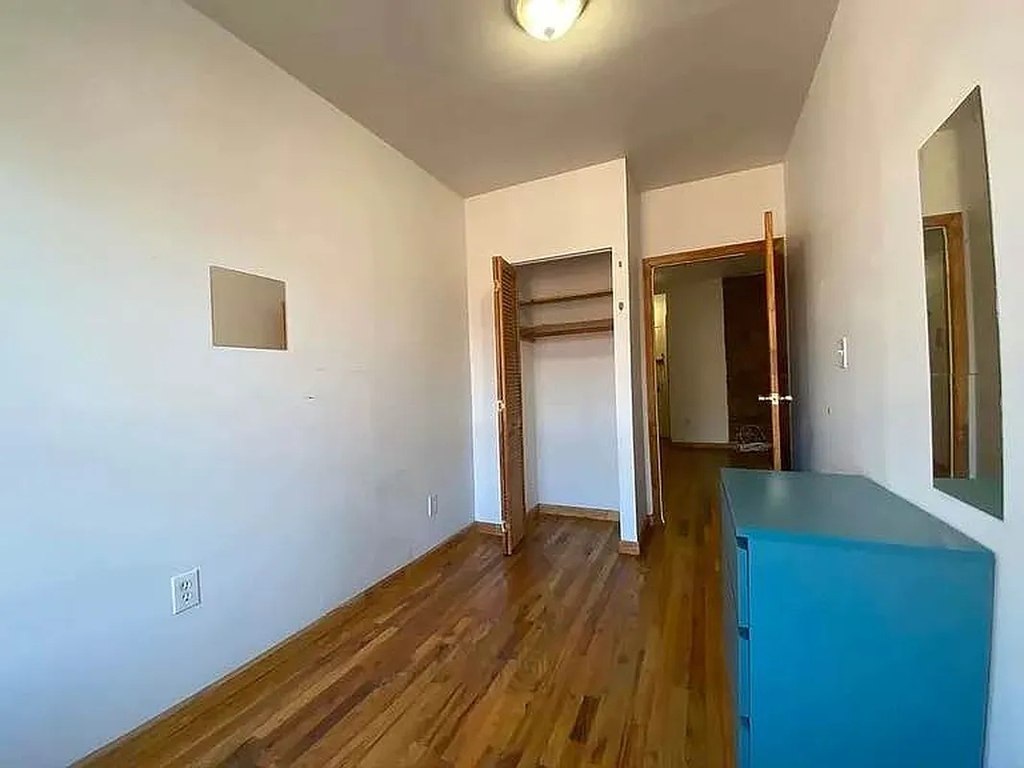 540 East 5th Street - Photo 13