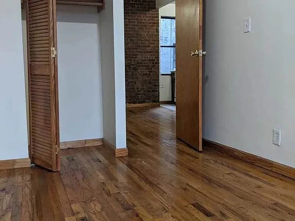 540 East 5th Street - Photo 8