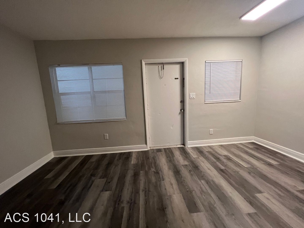 1041 Sw 15th Avenue - Photo 2