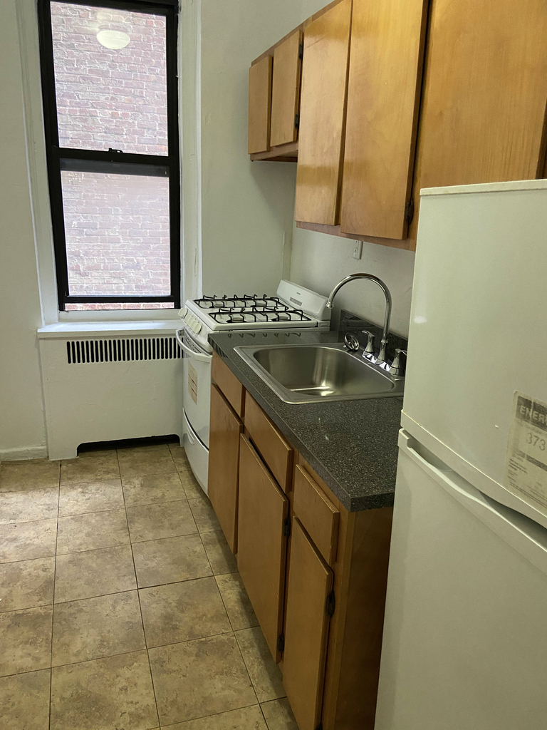 85 Thayer Street - Photo 8