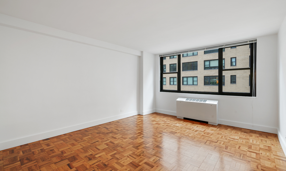 310 West 57th Street - Photo 2