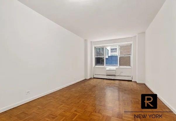 300 East 46th Street - Photo 2