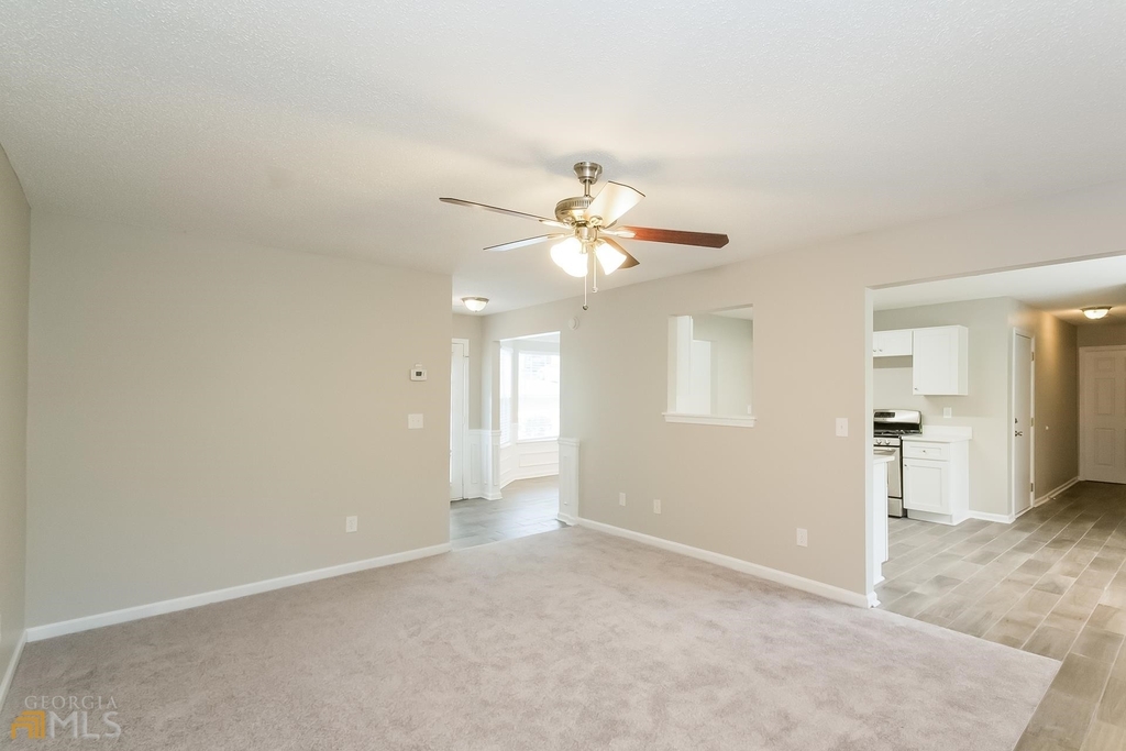 2612 Micah Drive - Photo 4