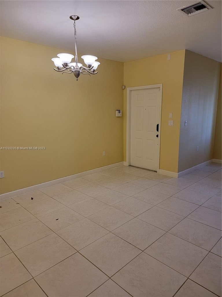 8440 Sw 150th Ave - Photo 4