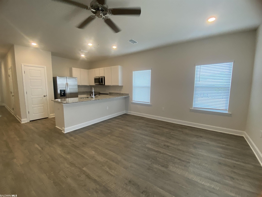 6673 Spaniel Drive - Photo 3