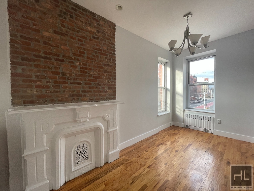 636 St Marks Avenue - Photo 1