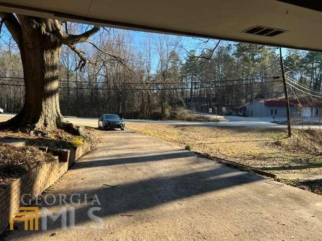 220 E Memorial Drive - Photo 3