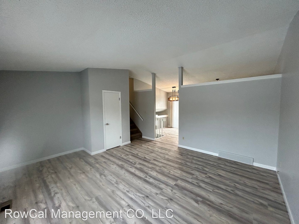 2425 Ptarmigan Lane - Photo 2