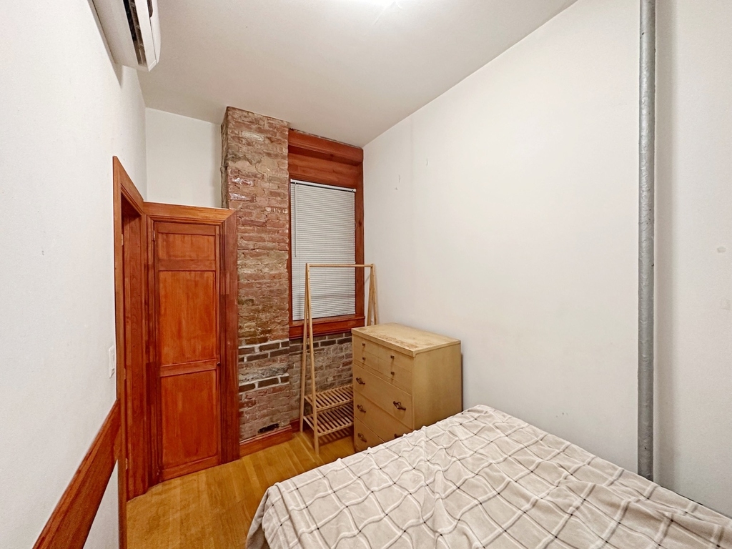 424 East 13th Street - Photo 10