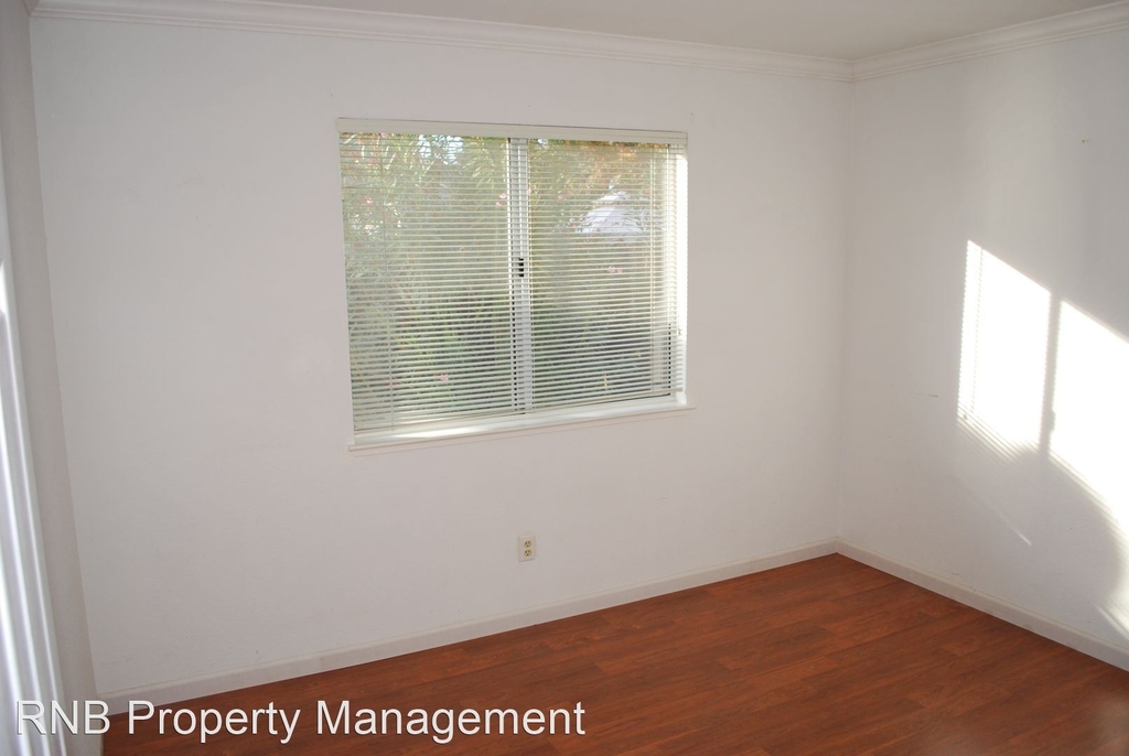 1524 Blue Lane - Photo 10