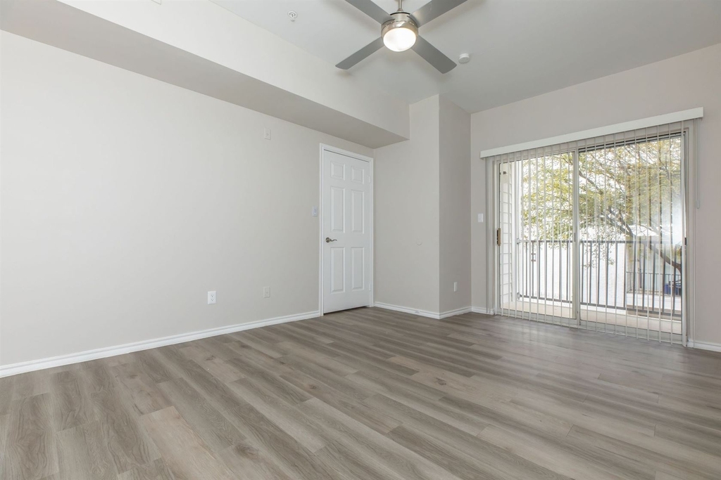 700 Ash Lane - Photo 5