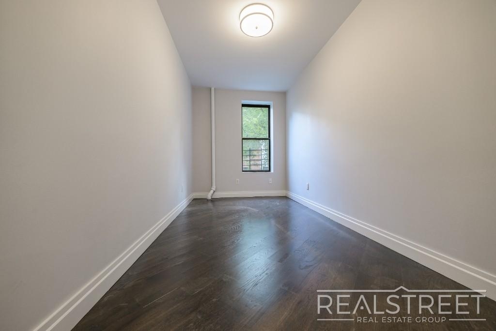 141 Joralemon Street - Photo 9