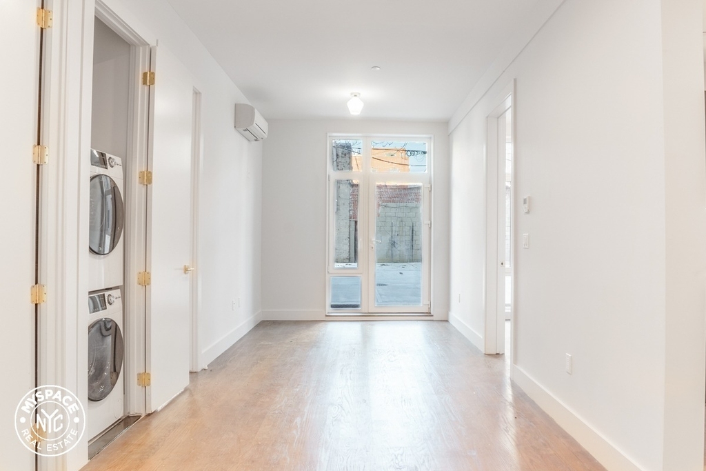 97 Varet Street - Photo 1