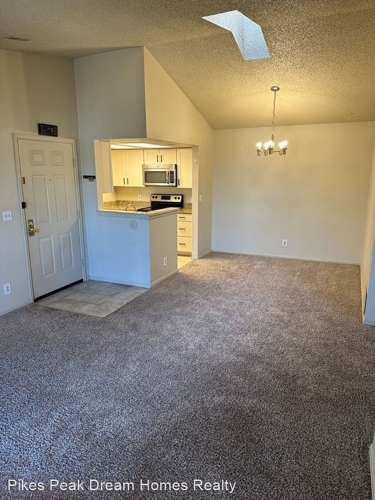 842 Tenderfoot Hills Road #201 - Photo 13