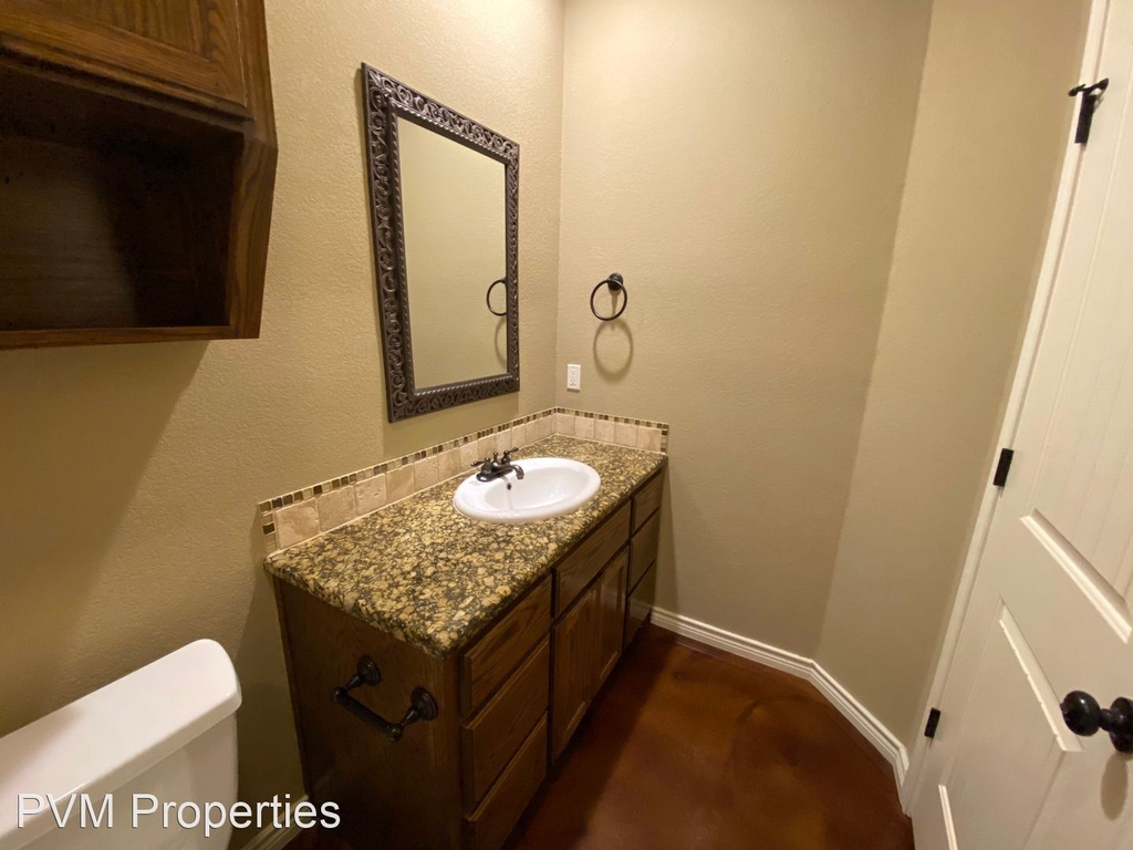 3025 Silver Saddle - Photo 14