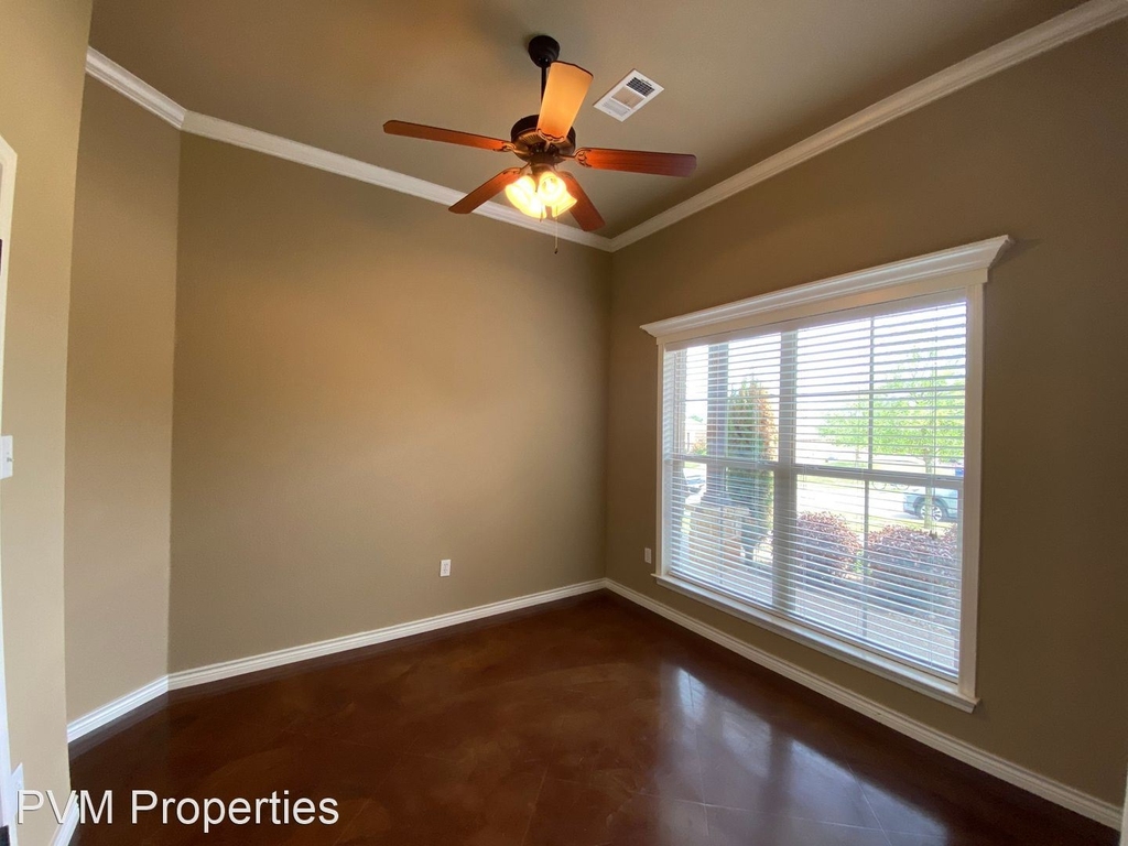 3025 Silver Saddle - Photo 9