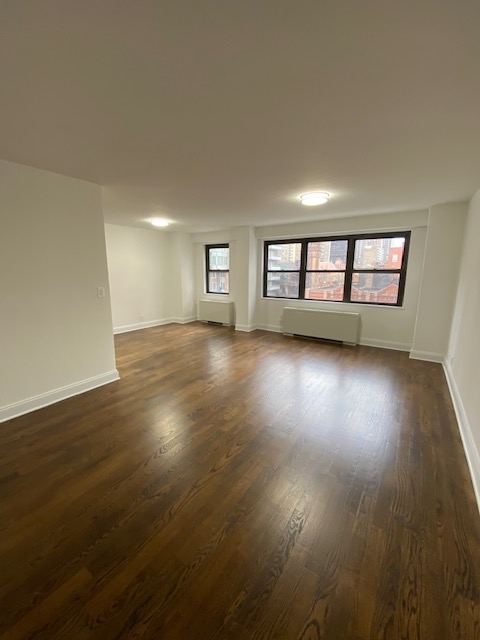 East 88th Street - Photo 11